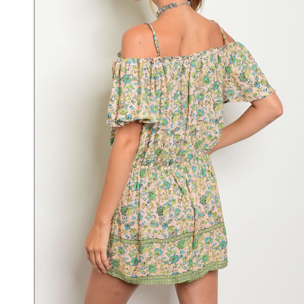 ☕️Off The Shoulders Floral Romper🌟 - Picture 4 of 4